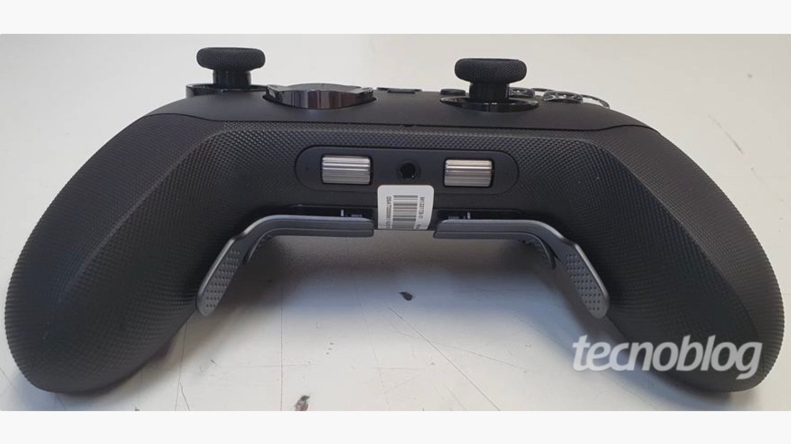 Leaked images of the Xbox Elite Controller 3 showing its new scroll wheels and redesigned D-pad.