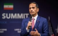 صورة تجمع لقطات متنوعة لأحداث الأسبوع الإخبارية، قد تتضمن رموزاً للجزائر وبريطانيا والشرق الأوسط.