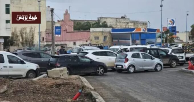 صورة عامة للازدحام المروري في عين حرودة مع أعمال البناء الجارية