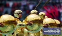 صورة جوية لملعب أزتيكا في مكسيكو سيتي خلال حفل افتتاح كأس العالم 2026 مع الأضواء والجماهير
