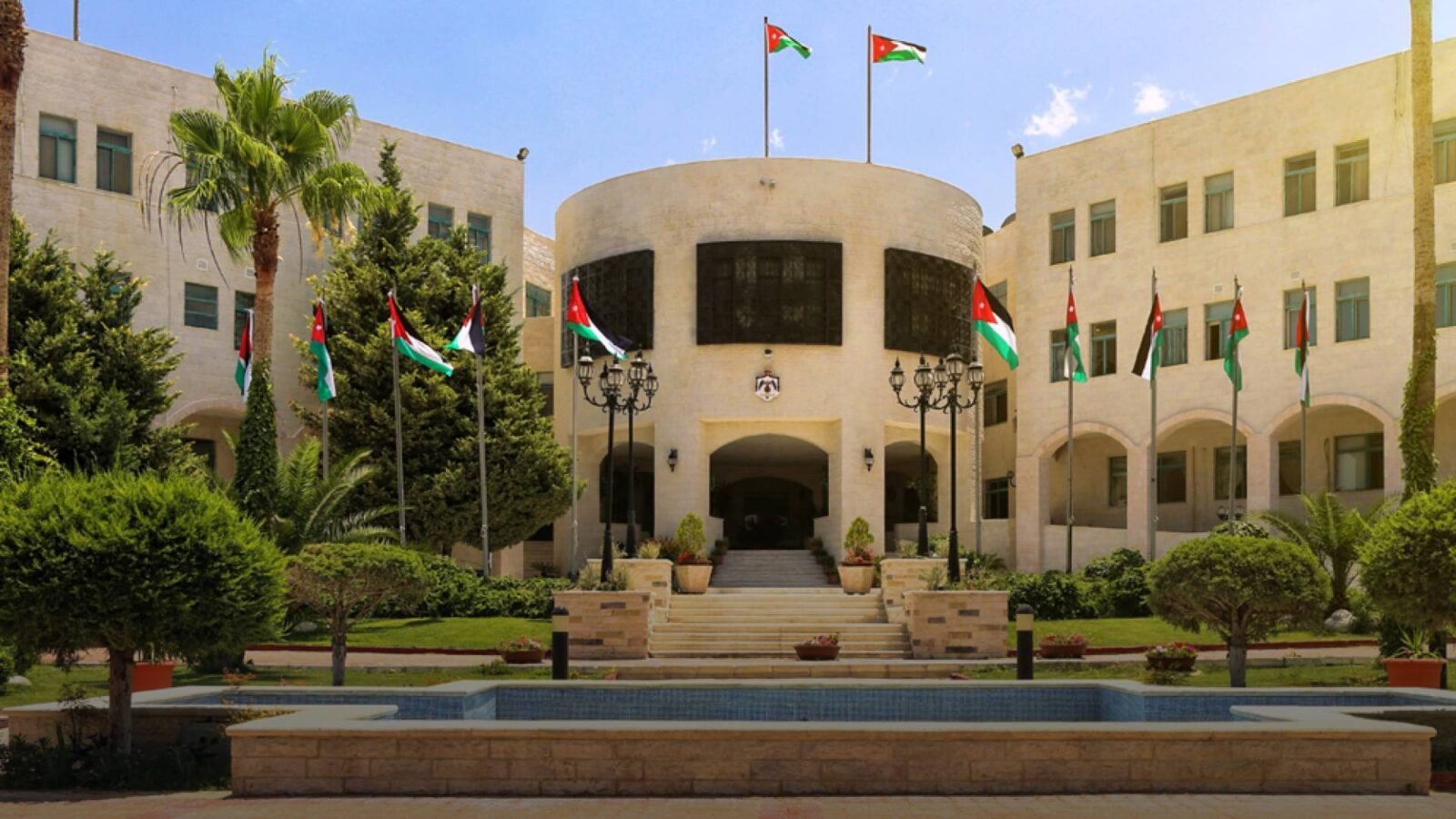 وزراء خارجية دول عربية وإسلامية يدينون اقتحامات المسجد الأقصى ويؤكدون على الوصاية الهاشمية وحقوق الفلسطينيين.