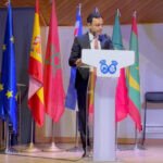 وزير الإدماج الاقتصادي المغربي يونس السكوري ووزيرة إسبانية في منتدى حول الهجرة بويلفا