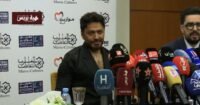 صورة للفنان تامر حسني يتحدث في ندوة صحفية بمهرجان موازين