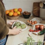 DASH Diet Crowned Champion: New Study Reveals Best Eating Plan for High Blood Pressure 6 A balanced plate featuring fruits, vegetables, whole grains, and lean protein, representing the core components of the DASH diet for managing high blood pressure.