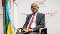 Mesfin Tasew, PDG d'Ethiopian Airlines, au siège de la compagnie à Addis-Abeba, le 13 juillet 2023.