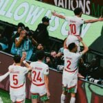Historique: le Maroc grimpe au