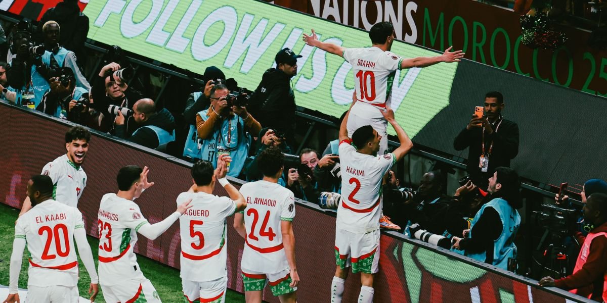 Historique: le Maroc grimpe au