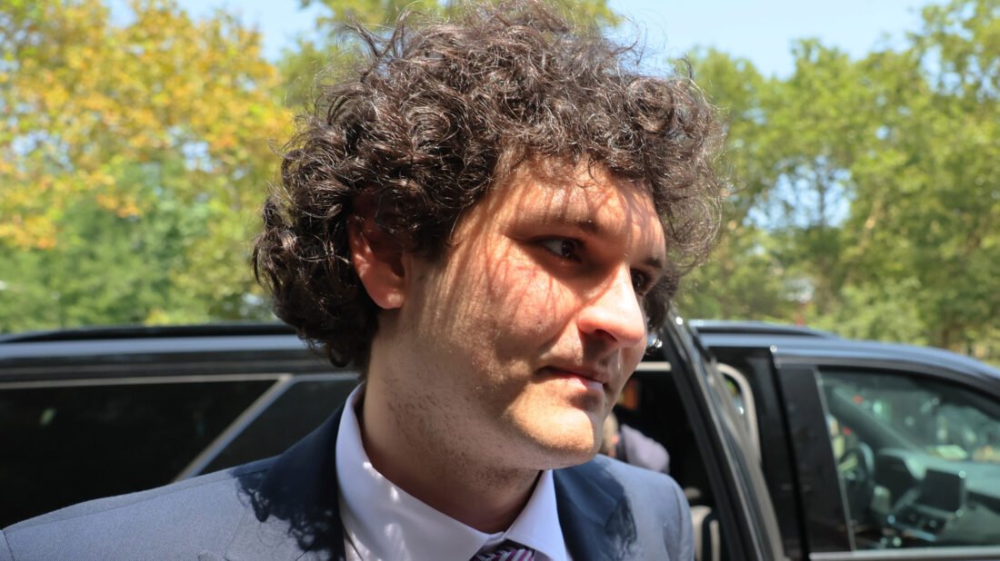 Sam Bankman-Fried (SBF) in court, facing legal challenges