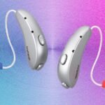 Yeasound RIC800 behind-the-ear hearing aids with the iYeasound app interface