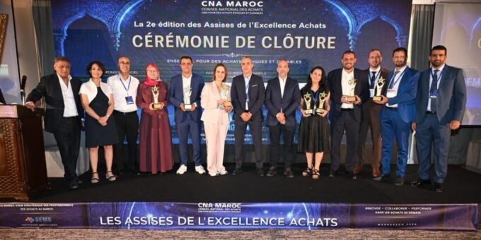 Vue d'ensemble des Assises de l'Excellence Achats 2026 à Marrakech, avec le logo SEMS, illustrant l'intégration de l'IA dans la transformation des achats au Maroc.