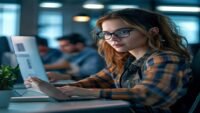 Best practices for leading remote teams in the digital age. complete guide