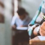صورة لطلاب يؤدون امتحان التوجيهي في الأردن