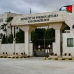 وزير الخارجية الأردني أيمن الصفدي ونظيره الصومالي عبدالسلام عبدي علي خلال اتصال هاتفي
