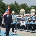 الرئيس الأمريكي السابق دونالد ترامب والرئيس التركي رجب طيب أردوغان في لقاء رسمي.