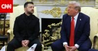 صورة أرشيفية للرئيس الأمريكي دونالد ترامب يتحدث في مناسبة عامة.