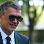 صورة عنتر يحيى مدربا للمنتخب الجزائري