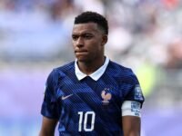 كيليان مبابي يقود منتخب فرنسا كقائد وهداف في كأس العالم