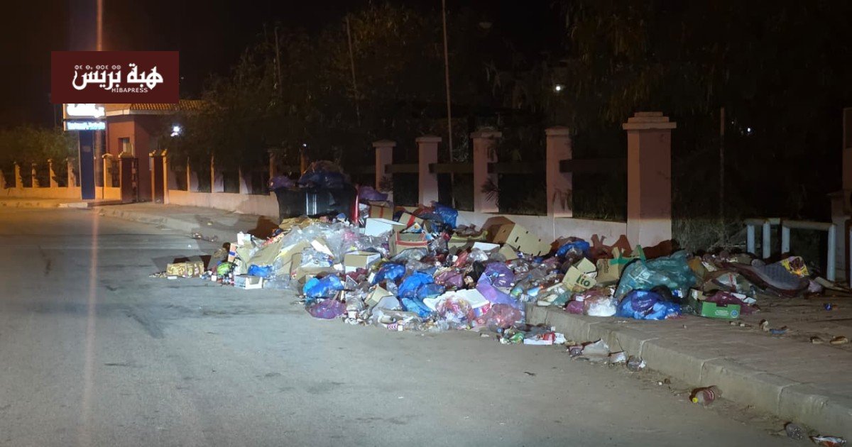 صورة لمارينا السعيدية تظهر أكوام النفايات والروائح الكريهة التي أثارت استياء الزوار والجالية المغربية.
