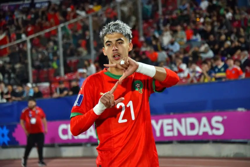 صورة للمهاجم المغربي الشاب ياسر زابيري بقميص فريقه الجديد أو القديم أو في تدريبات.
