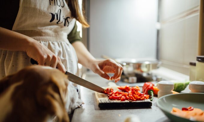 Gastroparesis: The Overlooked Gut Condition Affecting Women Four Times More 9 Woman experiencing abdominal discomfort after eating, illustrating gastroparesis symptoms