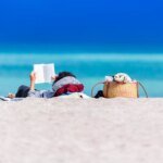 lecture estivale, livres, recommandations de lecture, été, culture, Chedine Tazi, HOOBI, Ayla Mrabet, Driss Chraibi, Emanuela Anechoum, Pas de bisou pour 3ammou, Retour au Tangerinn