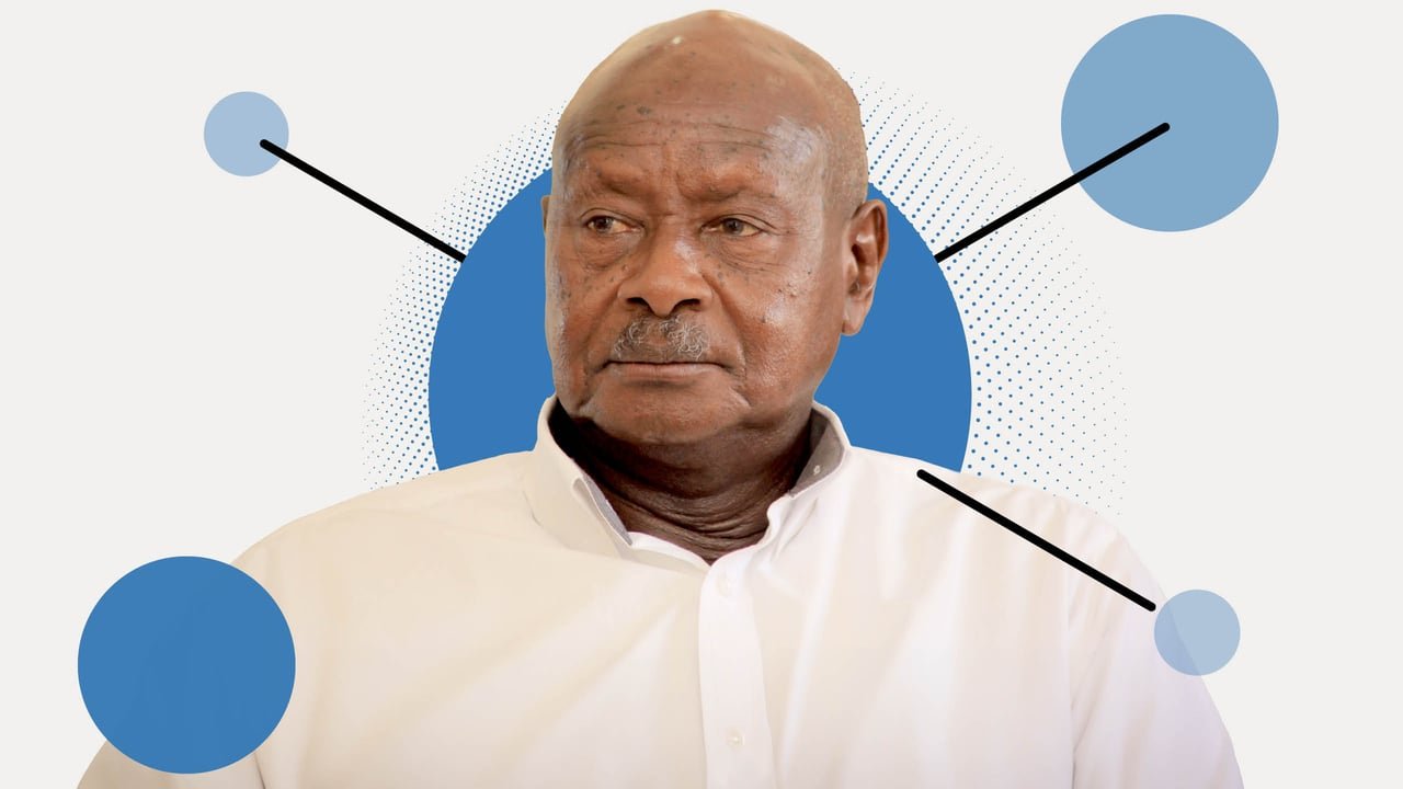 Le président ougandais Yoweri Museveni et son fils Muhoozi Kainerugaba