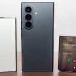 Comparison of Samsung Galaxy Z Fold8 Ultra, Z Fold8, and Z Flip8 foldable smartphones.