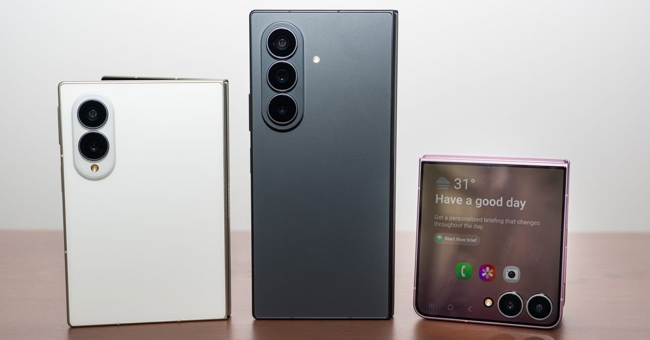 Comparison of Samsung Galaxy Z Fold8 Ultra, Z Fold8, and Z Flip8 foldable smartphones.