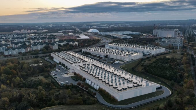 Amazon Launched a New Network Design Reducing Hardware and Costs: A Comprehensive Overview 9 amazon launched a new network design reducing hardware and costs