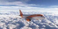 Le fonds américain Apollo acquiert EasyJet pour 6,7 milliards d'euros, remportant une bataille acharnée. Découvrez les enjeux de cette transaction majeure dans le ciel européen.