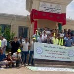 ممرضو بني ملال خنيفرة يصعدون احتجاجاتهم إلى الرباط للمطالبة بتعويضات البرامج الصحية 6 ممرضون وتقنيو صحة مغاربة يشاركون في وقفة احتجاجية أمام مبنى وزارة الصحة بالرباط.