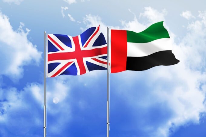 صورة تجمع لقطات متنوعة تعبر عن الأخبار الإقليمية والدولية، مثل خريطة المغرب العربي، علم فلسطين، وخريطة الشرق الأوسط.