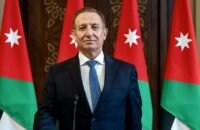 وزير الزراعة الأردني صائب الخريسات يترأس اجتماعاً حول تطوير نظام معلومات الأمن الغذائي ومناقشة حملة مكافحة هدر الغذاء.