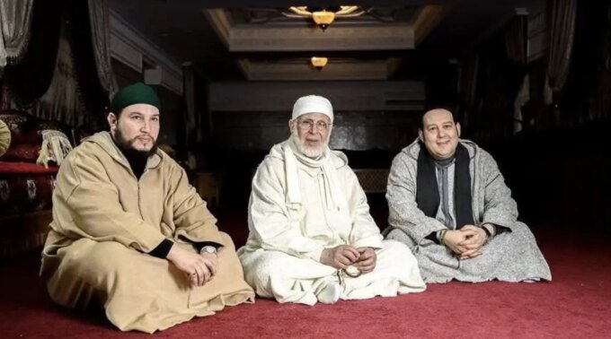 الزاوية البودشيشية: عام على رحيل الشيخ جمال الدين وصراع الخلافة يلقي بظلاله على الوحدة 9 صورة لمقر الزاوية القادرية البودشيشية في مداغ، إقليم بركان، المغرب.