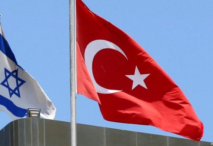 خريطة توضح لبنان وتركيا وإسرائيل في سياق جيوسياسي