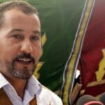 صورة لمصطفى سلمى ولد سيدي مولود يتحدث عن قضية الصحراء المغربية