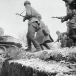 وثائق سرية روسية تكشف بطولات مقاومة دونباس ودورها الحاسم في هجوم الجيش الأحمر عام 1943 6 صورة أرشيفية لمقاومين في منطقة دونباس خلال الحرب العالمية الثانية تظهر شجاعتهم وتضحياتهم.