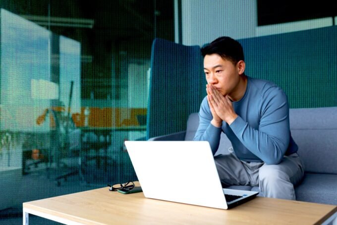 From Visionary Founder to Enduring CEO: Mastering the Evolution of Leadership 9 A founder transitioning into a CEO role, symbolized by a growing company chart and a leader delegating tasks.