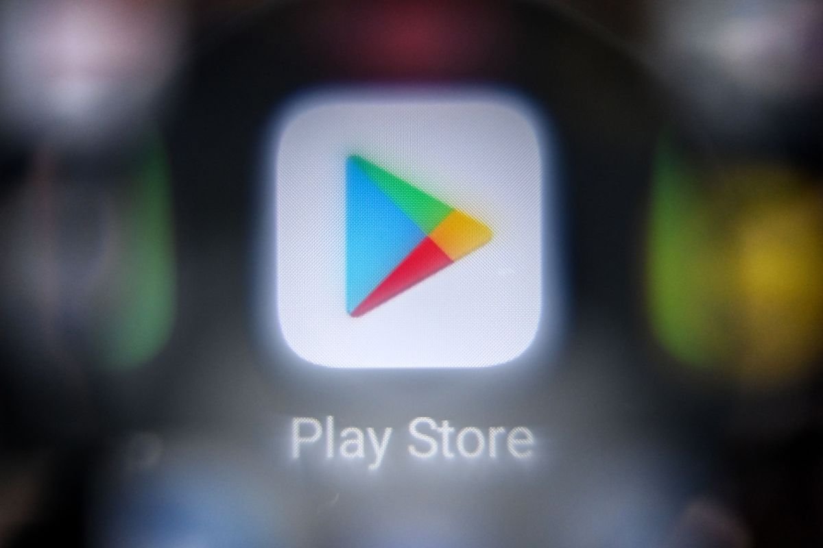 Google Play logo with Venmo logo, symbolizing the new payment integration.