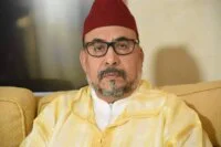 Cheikh Sidi Mohamed El Kébir Tidjani, Khalife général de la Tijaniyya du Maroc, lors de sa visite au Mali pour renforcer les liens spirituels et politiques entre les deux nations.