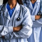 Capture d'écran de la nouvelle plateforme numérique du CNOM, illustrant l'interface utilisateur simplifiée pour les démarches des médecins.