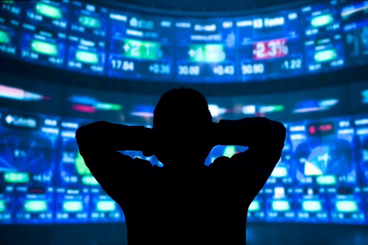 Situational Awareness Makes Daring $400M Bet on Chip Innovator Source Foundry Amidst Market Turmoil 3 Conceptual image representing investment in technology or chip manufacturing, with financial charts and circuit board elements.