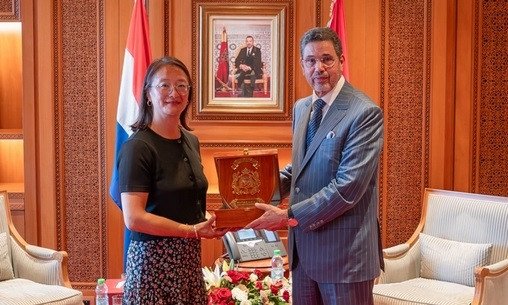 Mohamed Abdennabaoui et Sue Preenen lors de leur rencontre à Rabat pour discuter de coopération judiciaire.