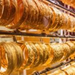 صورة لسبائك ذهبية ترمز لاستقرار أسعار الذهب في السعودية وسط التوترات الإقليمية.