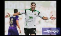 ياسر الزابيري لاعب راسينغ سانتاندير في لقطة من مباراة بالدوري الإسباني