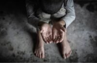 صورة توضيحية لعملية أمنية لمكافحة استغلال الأطفال في التسول بمصر.