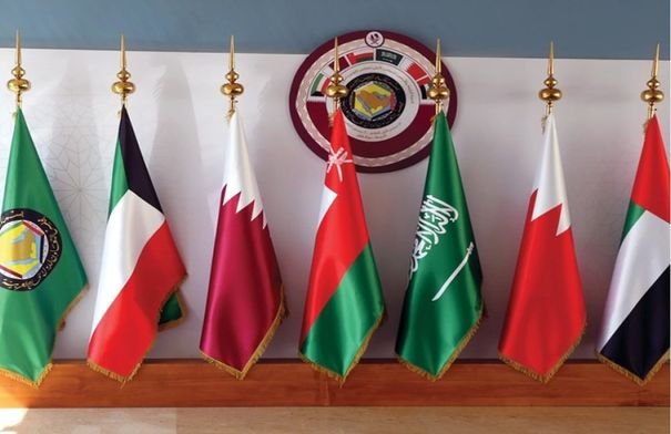 صورة لمقر مجلس التعاون الخليجي أو خريطة للمنطقة تظهر السعودية واليمن