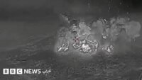صورة من الجيش الإسرائيلي تظهر انفجاراً في منطقة جبلية، يُعتقد أنها عملية تدمير أنفاق حزب الله في جنوب لبنان.