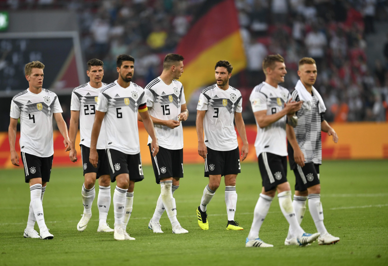 صدمة في ميونيخ: اليونان تهزم ألمانيا في أول ظهور ليورجن كلوب على أرضه بدوري الأمم 3 لاعبو منتخب اليونان يحتفلون بهدف الفوز على ألمانيا في دوري الأمم الأوروبية