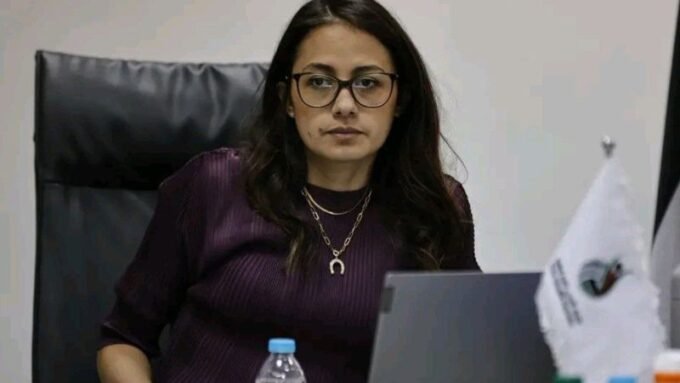 صورة لفرح البدارنة، الأمين العام الجديد للاتحاد الأردني لكرة القدم، في مناسبة رياضية.